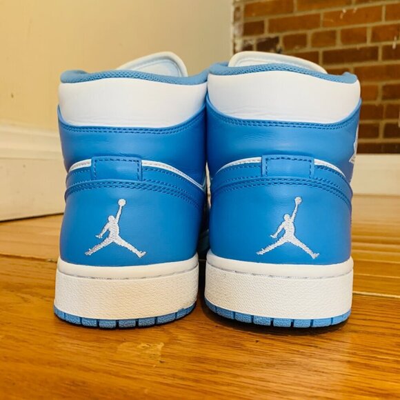 Nike Air Jordan 1 Retro Mid Unc / University Blue 554724-106 Size 12 - Picture 13 of 16